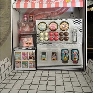 Ice Cream Social Play Set - Multicolor